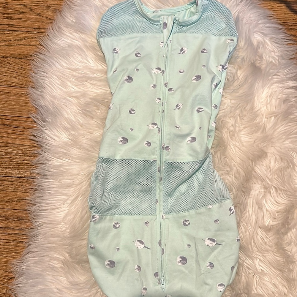 Brand new, never used, Sleepea 5-Second Baby Swaddle
